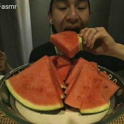 红衣哥吃瓜视频,揭秘娱乐圈幕后真相