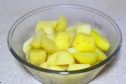 带你吃瓜烤土豆,带你品尝地道的“吃瓜烤土豆”美味之旅