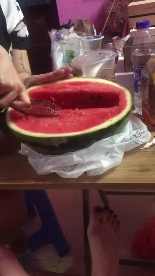 吃瓜最新神器,吃瓜神器引领潮流，轻松解锁娱乐圈最新动态