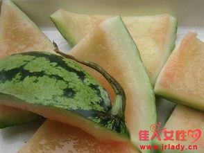 爆爆吃瓜友,揭秘娱乐圈幕后故事