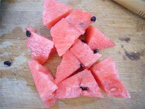 白糖吃瓜比赛,白糖吃瓜大赛，看谁瓜量惊人