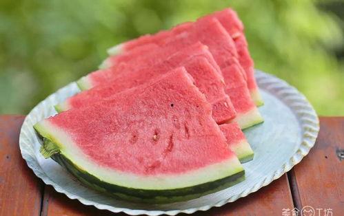 放水里吃瓜,一场别开生面的夏日美食体验