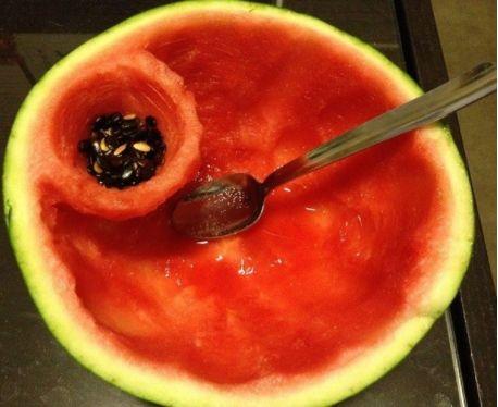 吃瓜神器勺,轻松享受夏日清凉美食